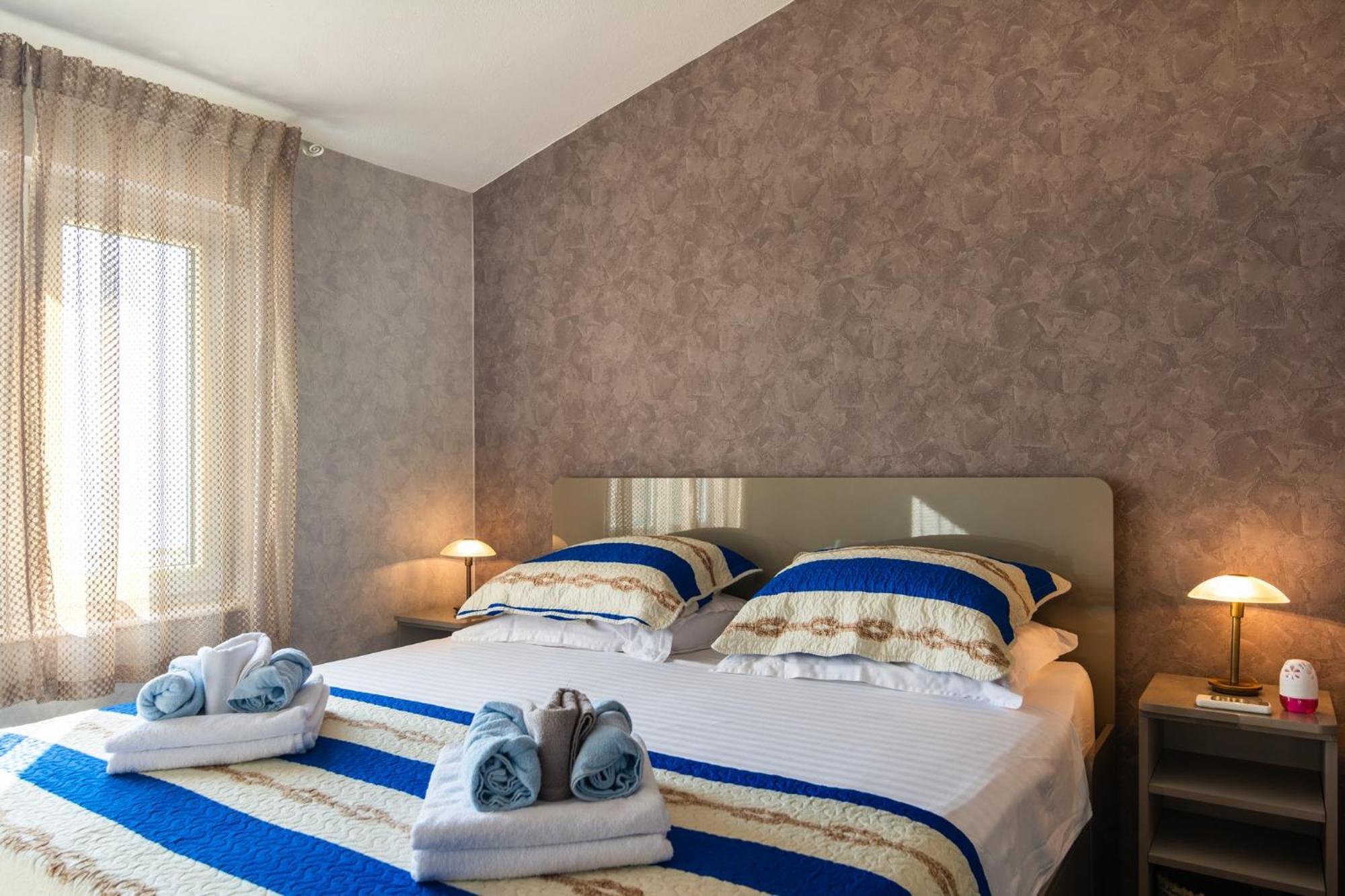 Kuca Za Odmor R&A Villa Podstrana Luaran gambar