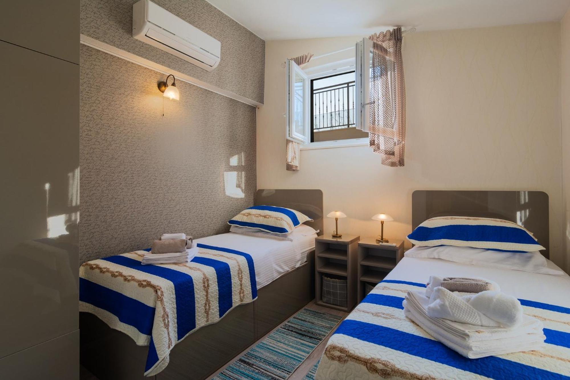Kuca Za Odmor R&A Villa Podstrana Luaran gambar