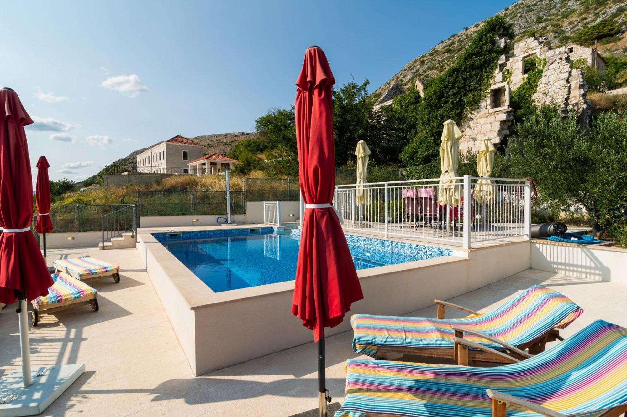 Kuca Za Odmor R&A Villa Podstrana Luaran gambar